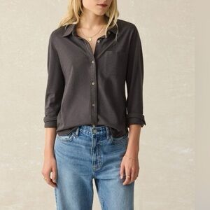 FAHERTY button collared long sleeve shirt  -small / 31 chest / 23.5” long